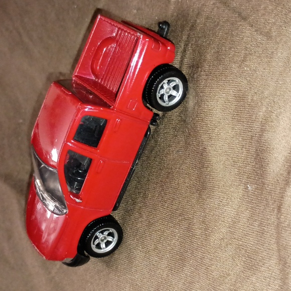 2 siku diecast pickups 1/60 scale - Picture 3 of 7